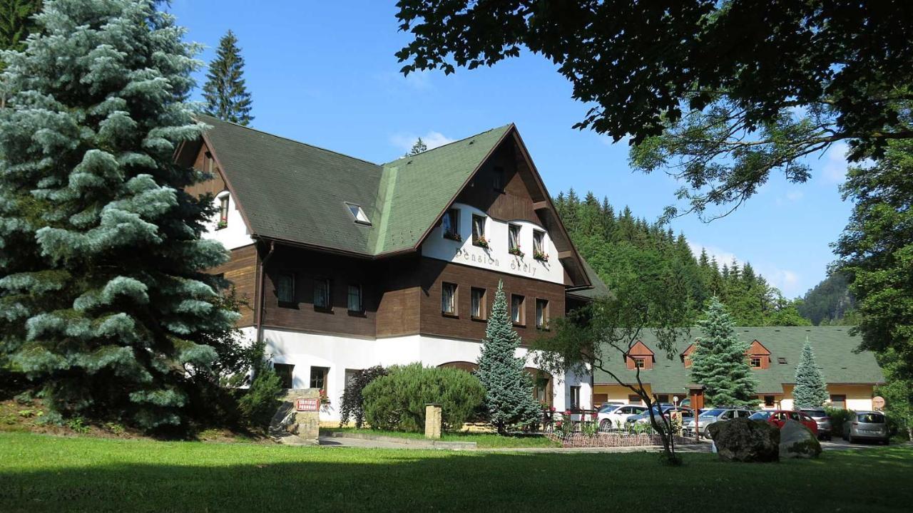 Pension Skaly Teplice nad Metují Eksteriør billede